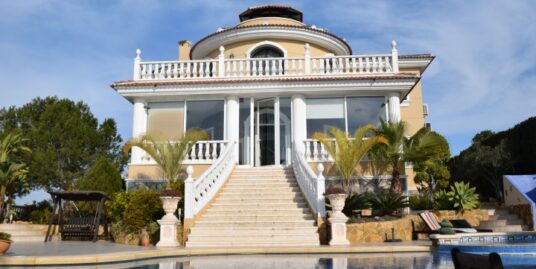 5 Bed, 5 Bath Detached Villa in Ciudad Quesada