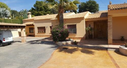 5 Bed, 3 Bath, Country House in ELCHE