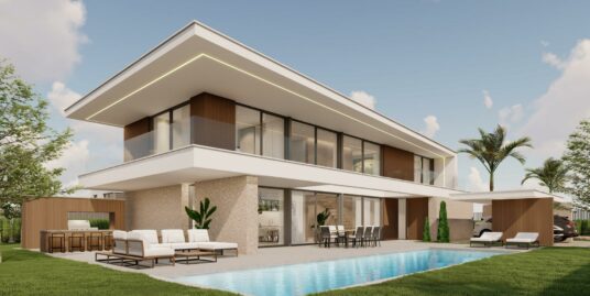 4 Bed, 5 Bath, Villa in Orihuela Costa