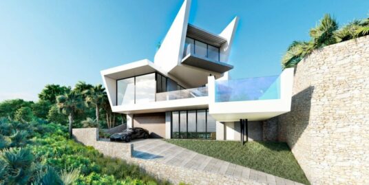 4 Bed, 4 Bath, Villa in Orihuela Costa