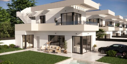 3 Bed, 2 Bath, Villa in Los Montesinos