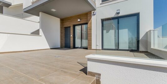 3 Bed, 2 Bath, Bungalow in San Miguel de Salinas