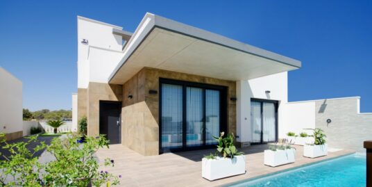 3 Bed, 3 Bath, Villa in San Miguel de Salinas