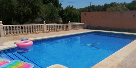 6 Bed, 2 Bath, Country House in HONDON DE LAS NIEVES