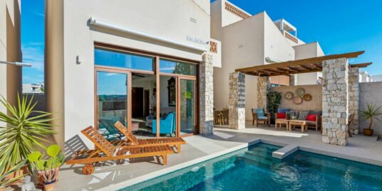 Luxury 3 Bed, 2 Bath, Detached Villa in Benijófar