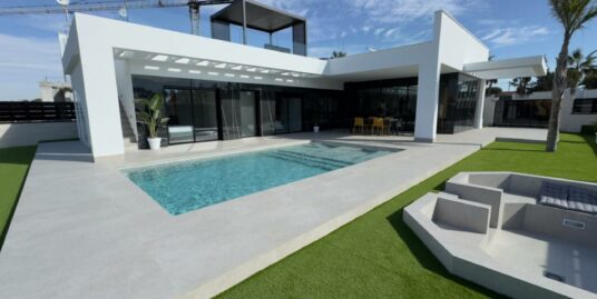 New Build 3 and 4 Bed, Villas in La Finca Golf, Algorfa