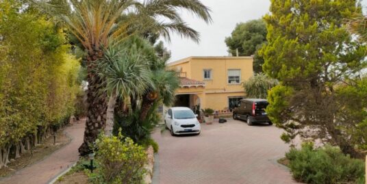 7 Bed, 2 Bath, Country House in ELCHE