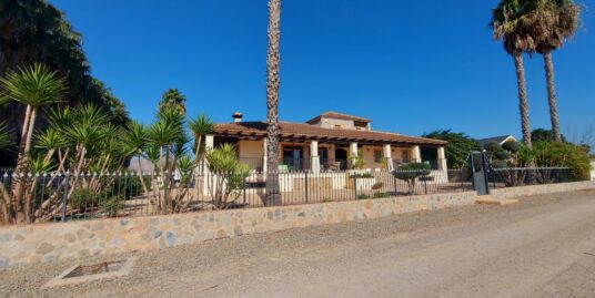4 Bed, 3 Bath, Finca in Bigastro
