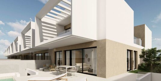 3 Bed, 3 Bath, Quad House in Dolores