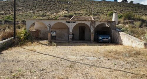 3 Bed, 1 Bath, Country House in HONDON DE LA NIEVES