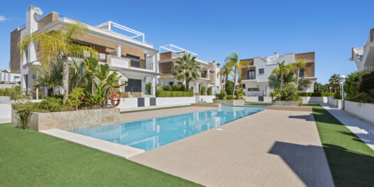 4 Bed, 4 Bath Semi-detached in Ciudad Quesada – Rojales