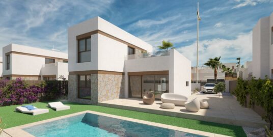 3 Bed, 2 Bath, Villa in Algorfa