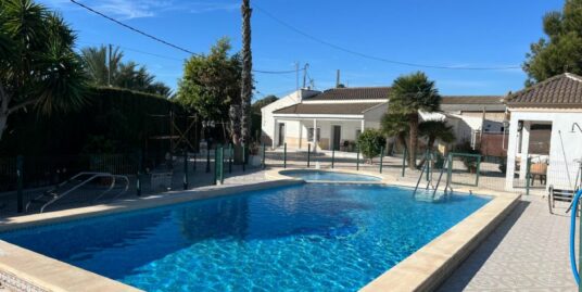 4 Bed, 1 Bath, Country House in DOLORES