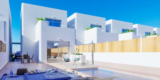 3 Bed, 2 Bath, Villa in Los Alcazares