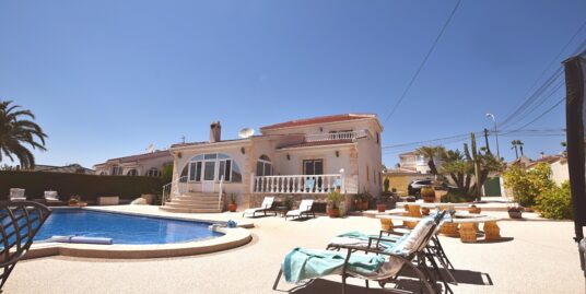 4 Bed, 3 Bath Detached Villa in Ciudad Quesada