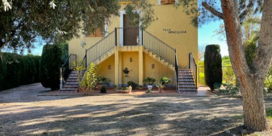 4 Bed, 2 Bath Finca / Country Property in Daya Vieja