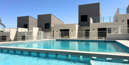 2 Bed, 2 Bath, Town House in Baños y Mendigo