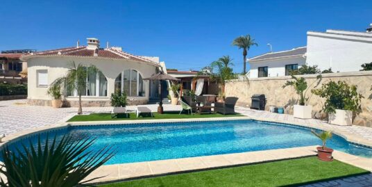 4 Bed, 3 Bath, Detached Villa with Guest House in Ciudad Quesada