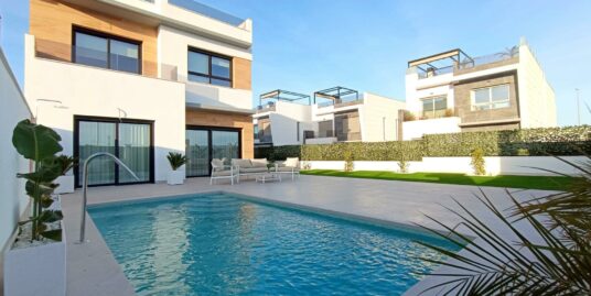 3 Bed, 3 Bath, Villa in Benijofar