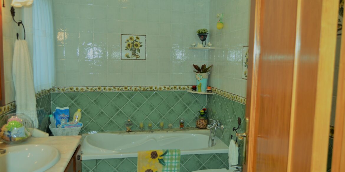 1742_magnificent_residence_in_the_heart_of_los_montesinos_191218104310_dsc_0216