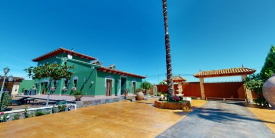 4 Bed, 4 Bath, Villa in Almoradi