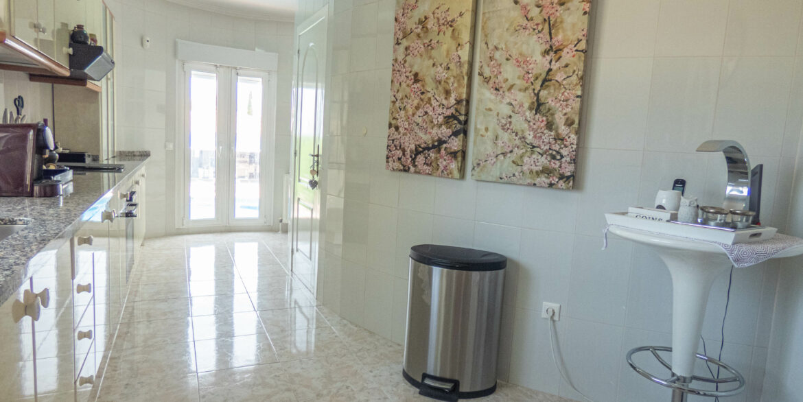6110_an_amazing_villa_for_sale_in_quesada_with_summer_house_050723160718_p1140709