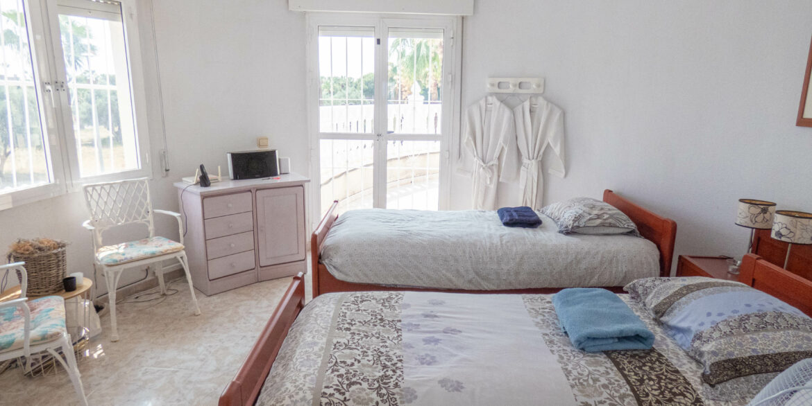 6110_an_amazing_villa_for_sale_in_quesada_with_summer_house_050723160719_p1140728