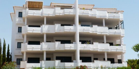 2 Bed, 2 Bath, Apartment in Orihuela Costa