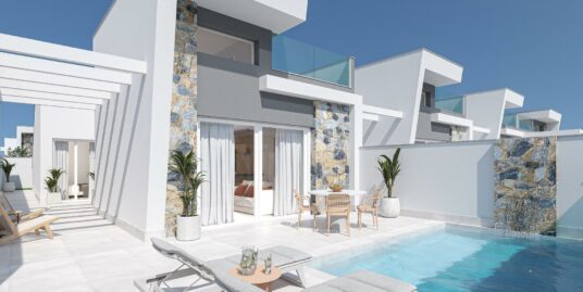 3 Bed, 2 Bath, Villa in Los Alcazares