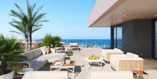 5 Bed, 5 Bath, Villa in Pilar de La Horadada