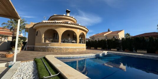 3 Bed, 3 Bath, Detached Villa in Benijofar