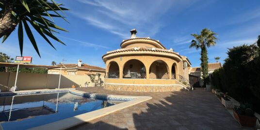 3 Bed, 3 Bath, Detached Villa in Benijofar