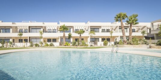 2 Bed, 2 Bath, Bungalow in Torrevieja