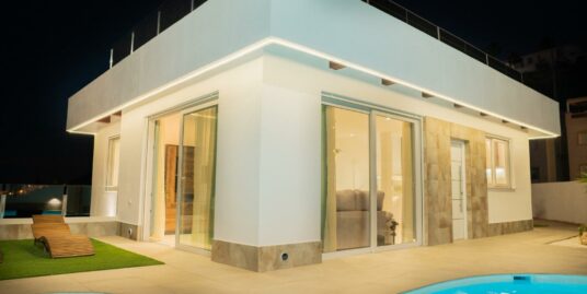 3 Bed, 2 Bath, Villa in Ciudad Quesada