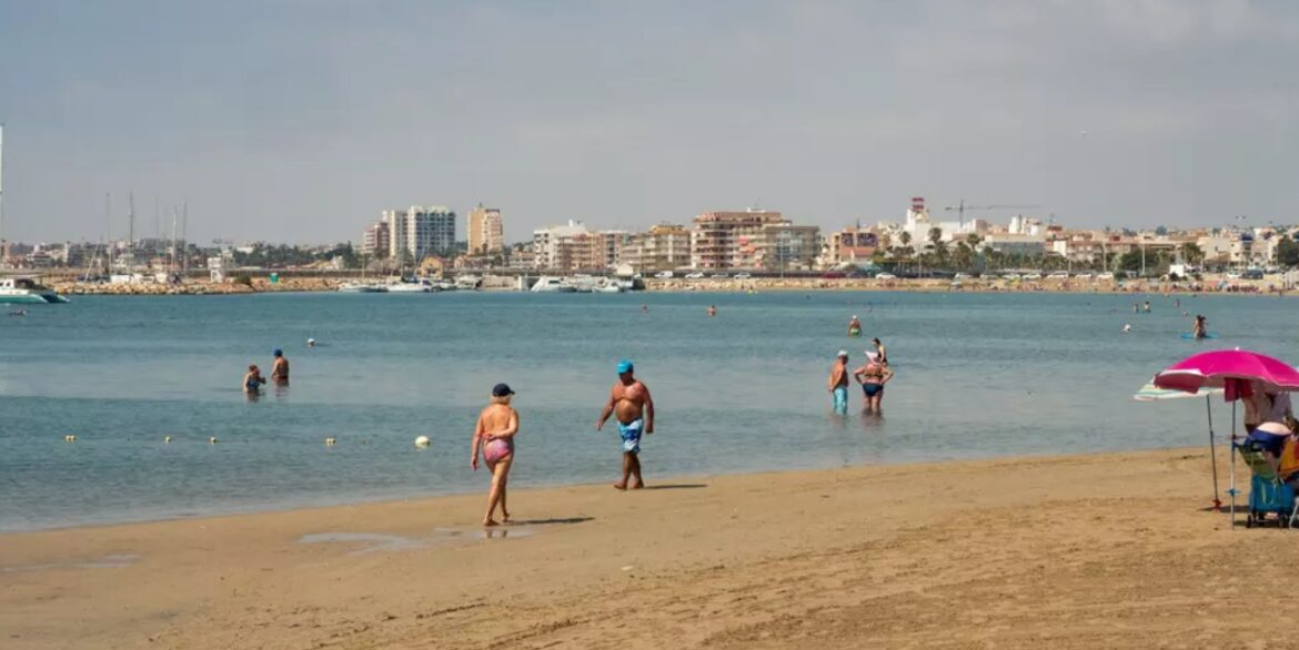 Torrevieja - El Acequion Beach