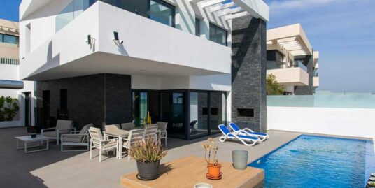3 Bed, 3 Bath Villa in Ciudad Quesada