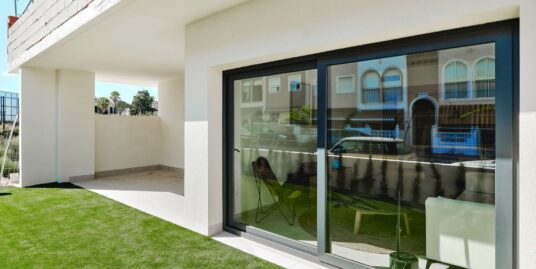 3 Bed, 2 Bath, Bungalow in Torrevieja