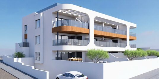 3 Bed, 2 Bath, Apartment in Benijofar