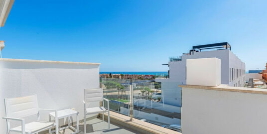 3 Bed, 2 Bath, 1 WC Townhouse with Garage in Guardamar del Segura