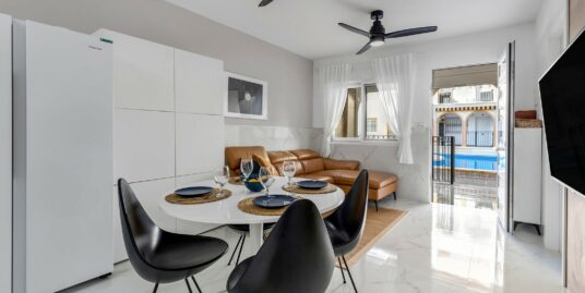 2 Bed, 1 Bath, Apartment in Torrevieja