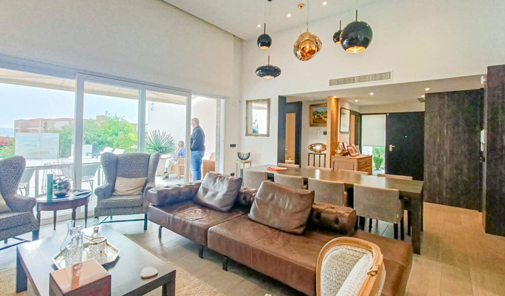 10372_stunning_modern_villa_on_la_finca_150425141955_kitch_1