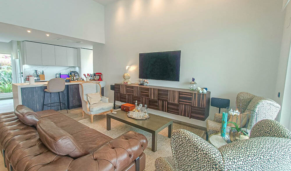 10372_stunning_modern_villa_on_la_finca_150425141955_lounge_8