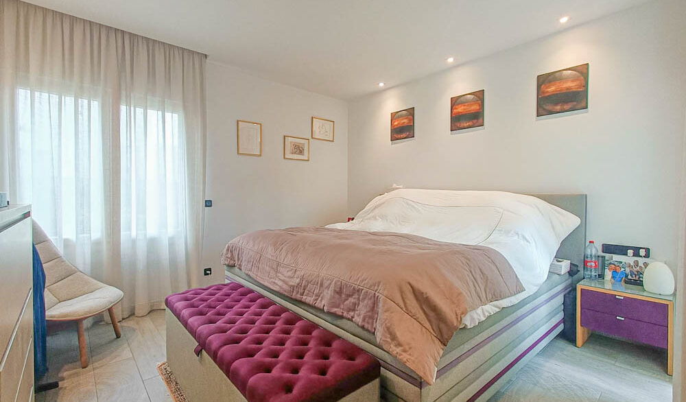 10372_stunning_modern_villa_on_la_finca_150425142828_bed_2c