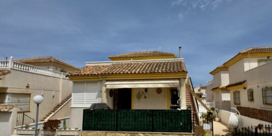 3 Bed, 2 Bath Villa in Algorfa