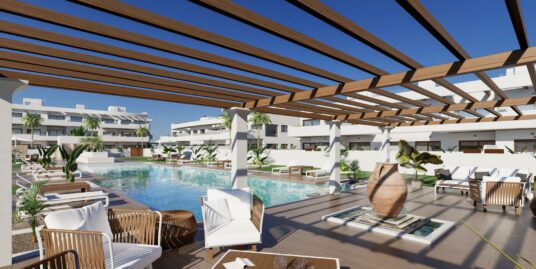 2 Bed, 2 Bath, Bungalow in Los Alcazares