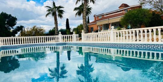 4 Bed, 3 Bath, Country House in ELCHE