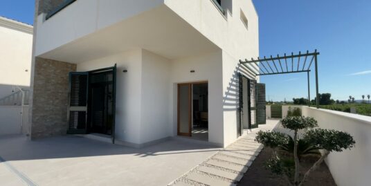 3 Bed, 3 Bath, Villa in Daya Nueva