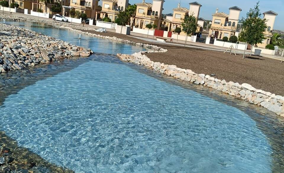 Lo Crispin Pond