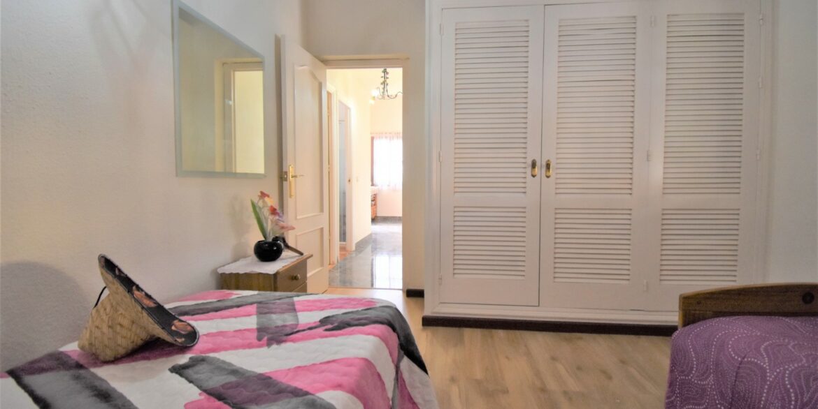 o_1hak32iu8118e1ut56k01a7c3c79d