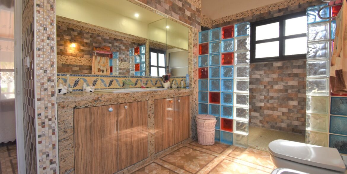 o_1hak32iu8191l1jnd1m7ovfs15sd9k